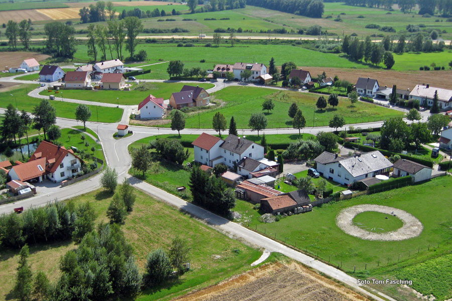 2009-08-07_038_Luftaufnahmen_Hattenhofen_West