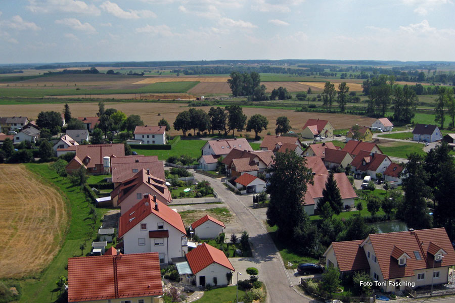 2009-08-07_039_Luftaufnahmen_Hattenhofen_West