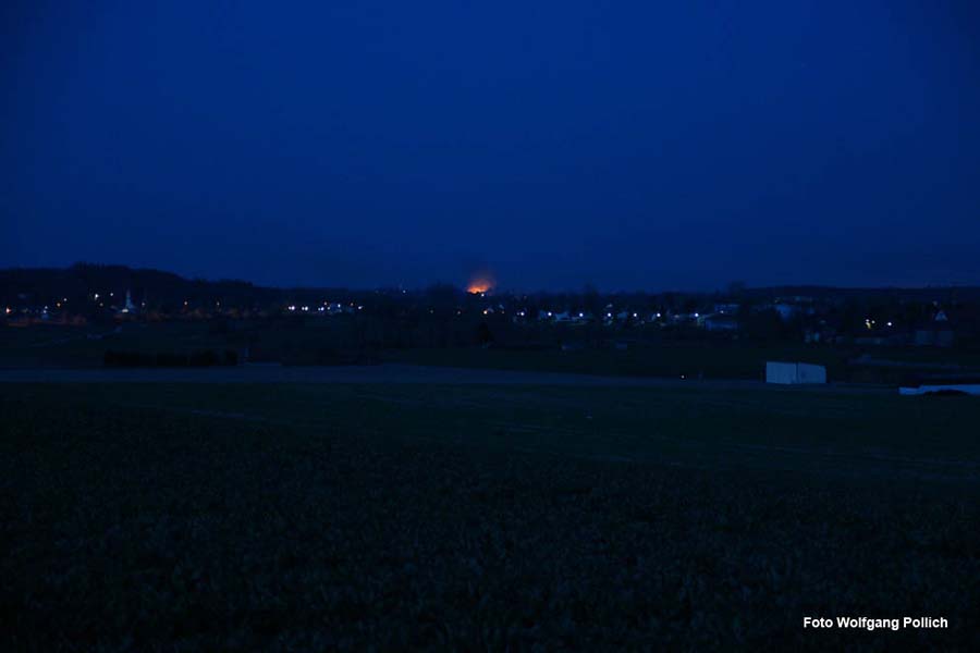 2009-04-11_19_Osterfeuer