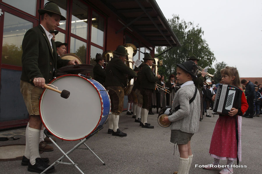2009-05-15_004_Volksfesteinzug