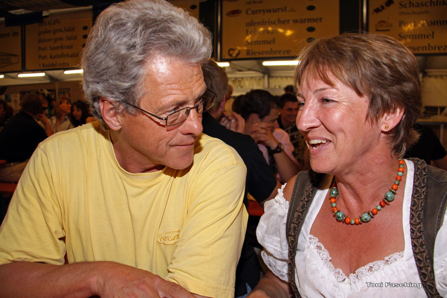 2009-05-20_020_Volksfest_Swingers