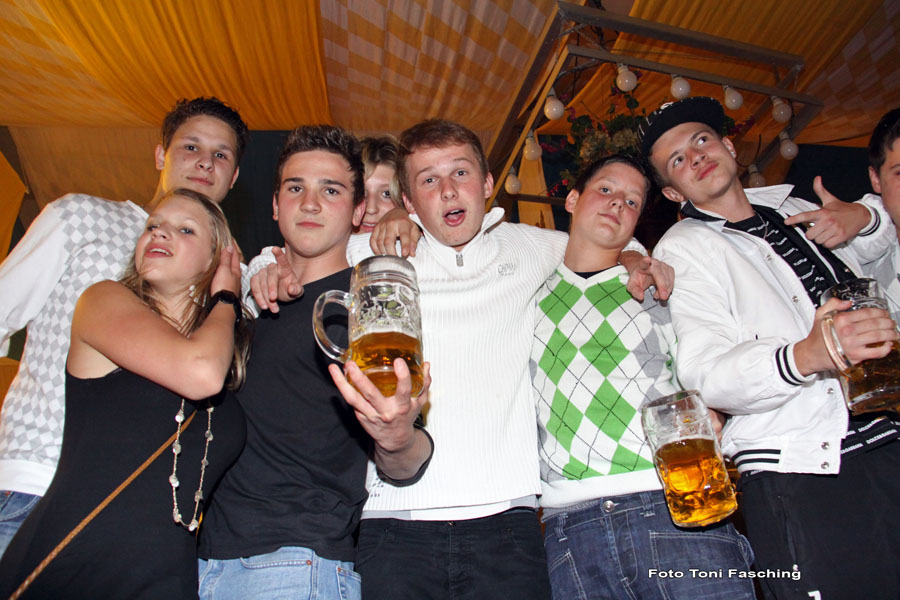 2009-05-22_39_Volksfestabend_Mercuries