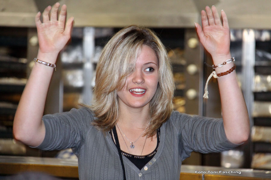 2009-05-22_48_Volksfestabend_Mercuries