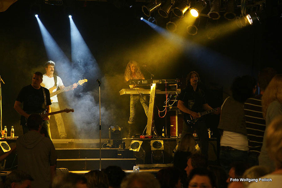 2009-05-22_49_Volksfestabend_Mercuries