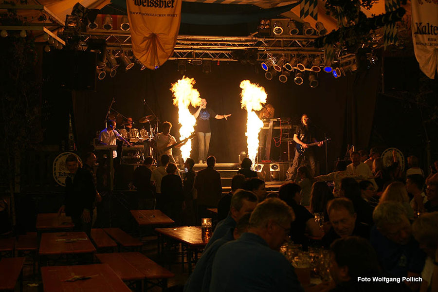 2009-05-22_53_Volksfestabend_Mercuries