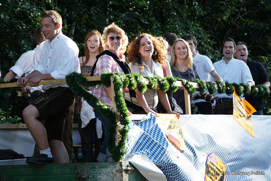 2009-07-26_016_Gartenfest_Burschenverein_Wolfgang_u Reinhard