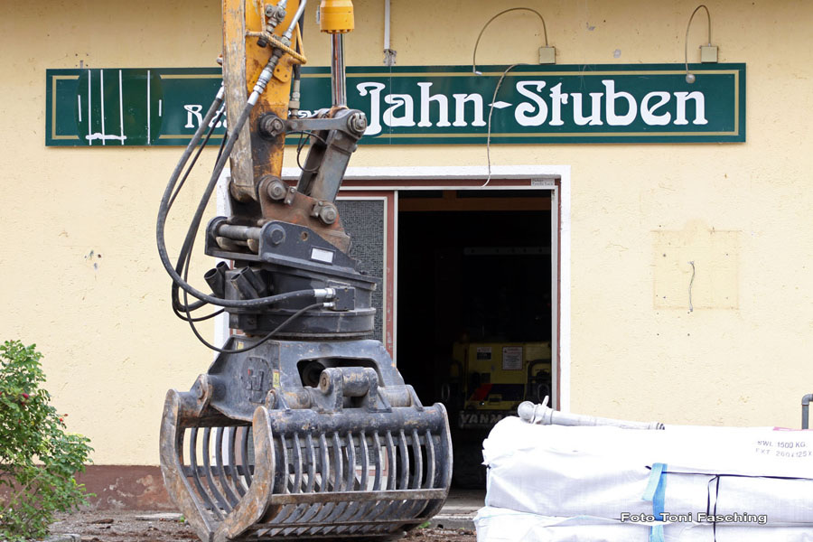2009-08-26_002_Abriss_Jahn-Stuben