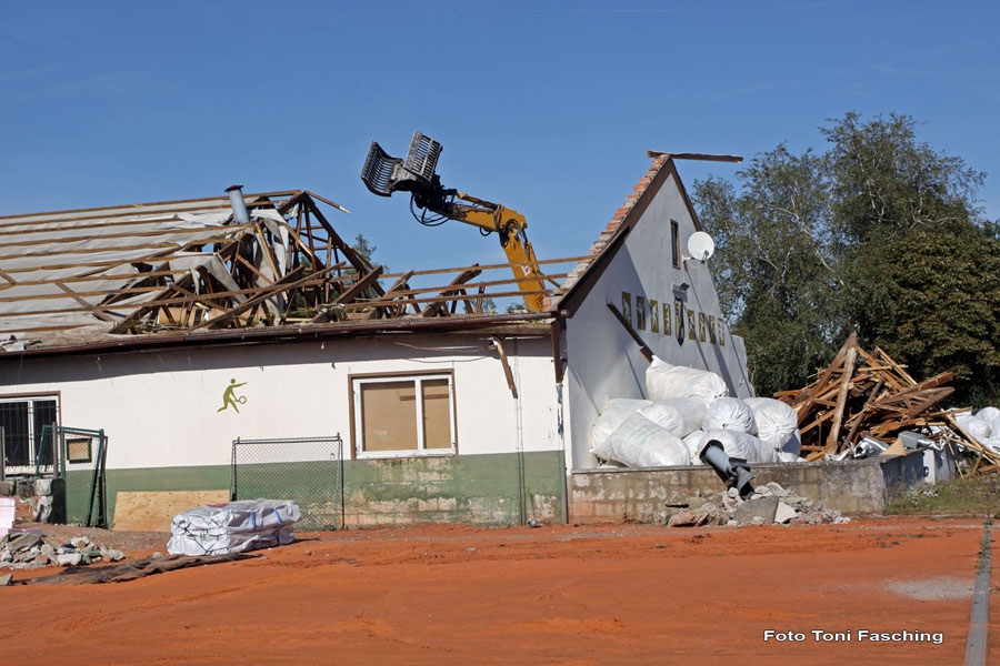2009-08-31_027_Abriss_Jahn-Stuben