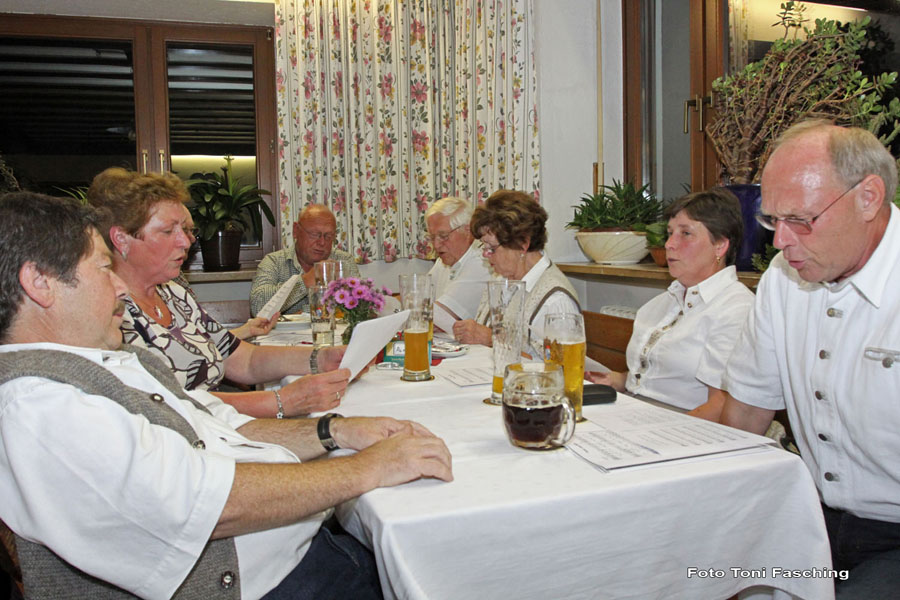 2009-09-16_020_Wirtshaussingen