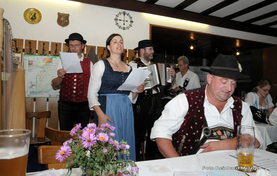 2009-09-16_059_Wirtshaussingen