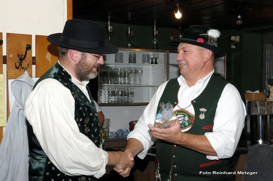 2009-09-16_068_Wirtshaussingen