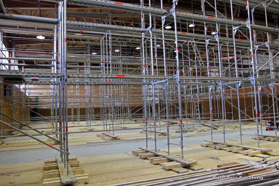 2009-09-27_003_Mehrzweckhalle_Renovierung