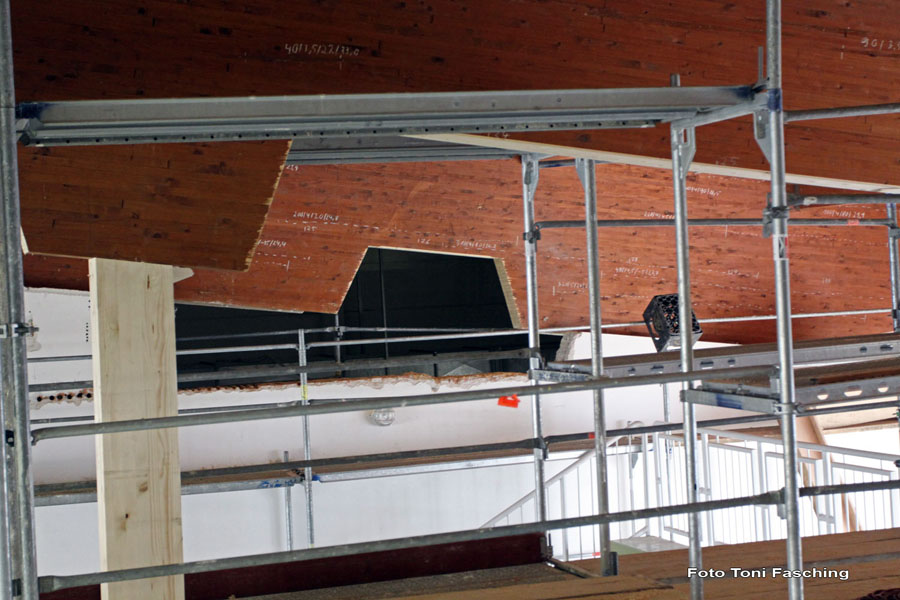 2009-09-27_007_Mehrzweckhalle_Renovierung