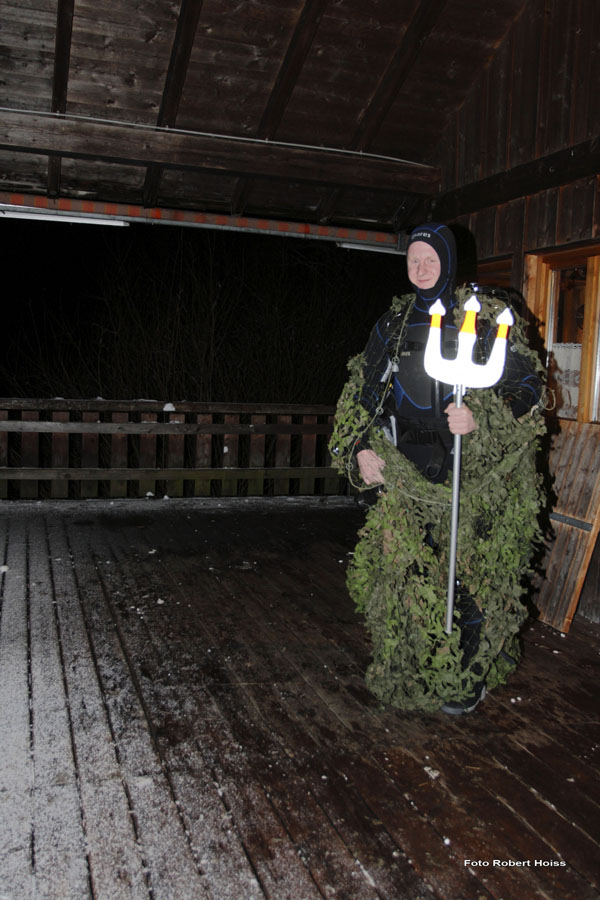 2009-12-12_16_Neptun_taucht_auf_WW