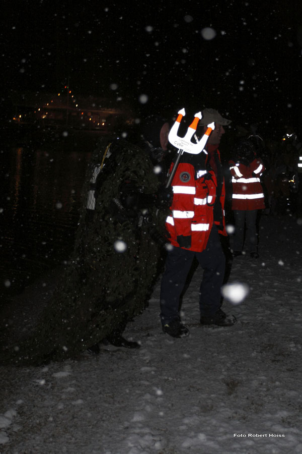 2009-12-12_36_Neptun_taucht_auf_WW