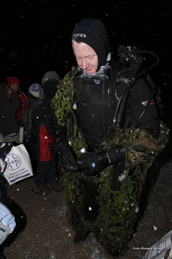 2009-12-12_45_Neptun_taucht_auf_WW