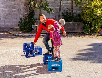 2025-10-03_001_Maus-Tueroeffner_7088_AR