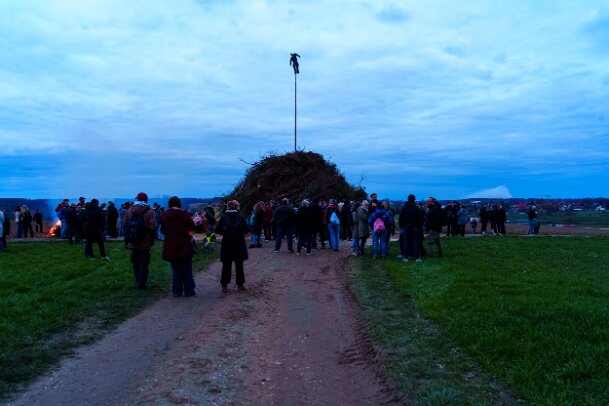 2026-04-04_11_Osterfeuer_07890_JG