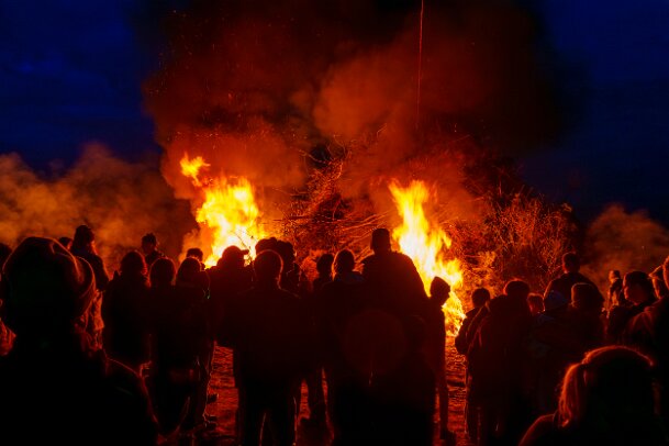 2026-04-04_21_Osterfeuer_07906_JG