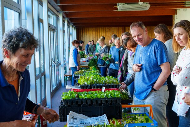 2026-04-25_09_Pflanzenflohmarkt_08133_JG