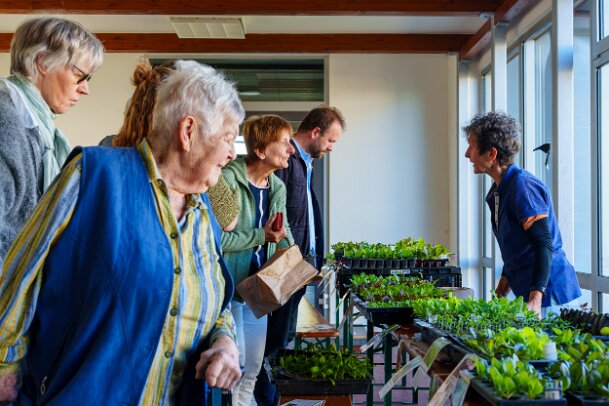 2026-04-25_21_Pflanzenflohmarkt_08147_JG